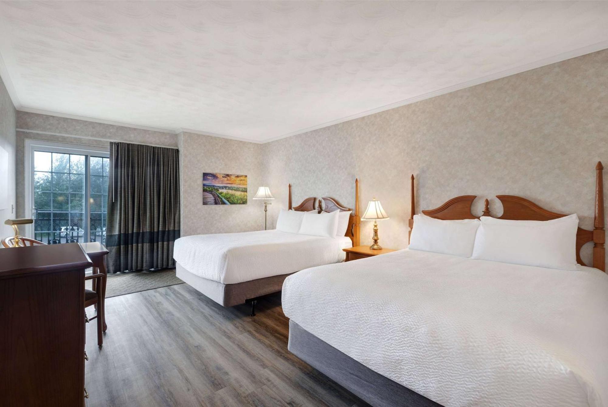 Days Inn By Wyndham Edmundston Exteriér fotografie