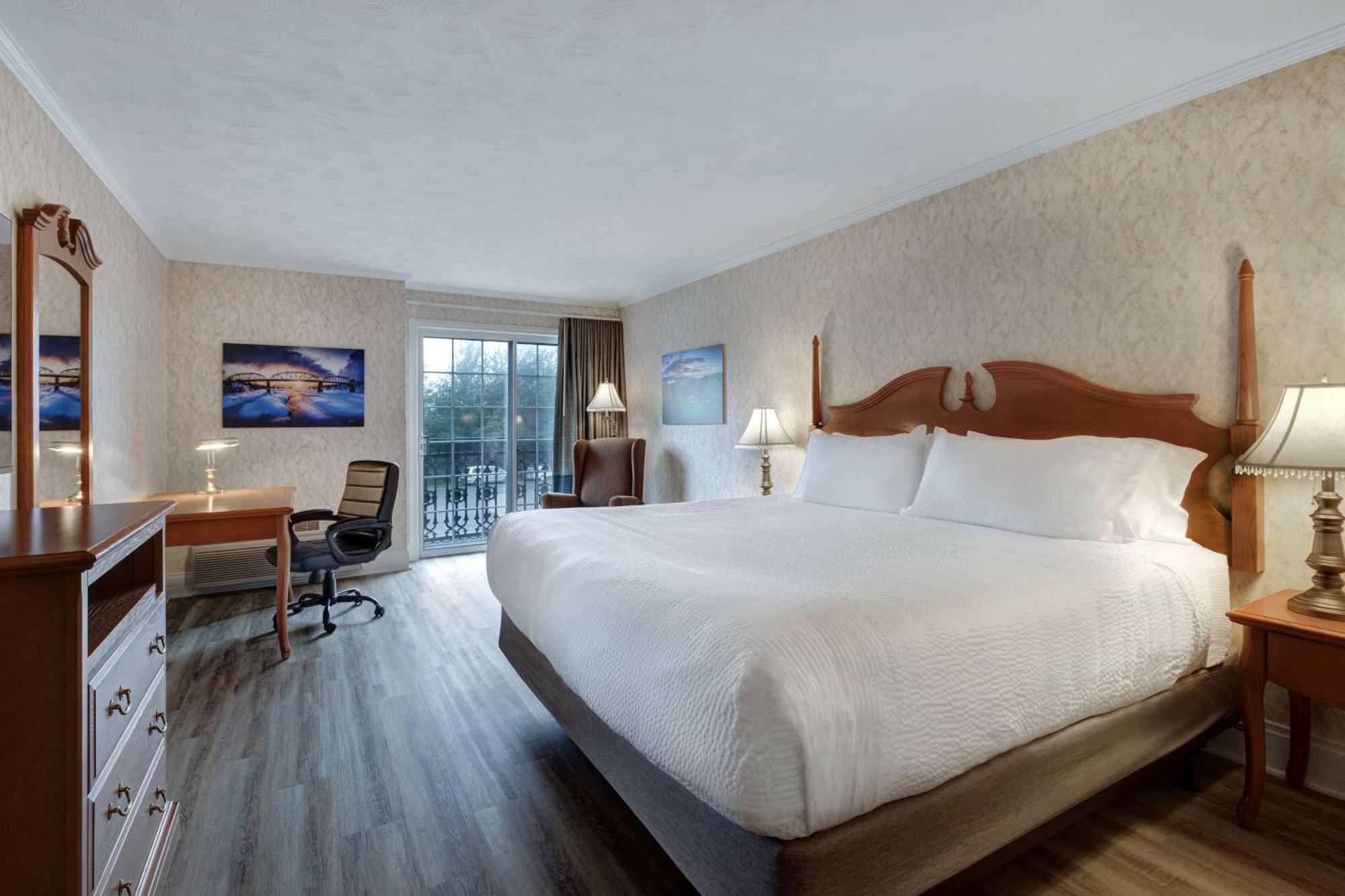 Days Inn By Wyndham Edmundston Exteriér fotografie