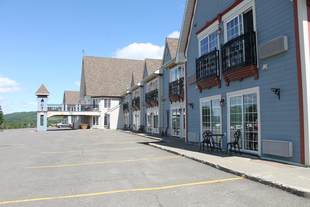 Days Inn By Wyndham Edmundston Exteriér fotografie